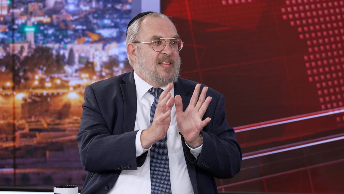 ח"כ יעקב אשר בריאיון באולפן 'כיכר השבת'