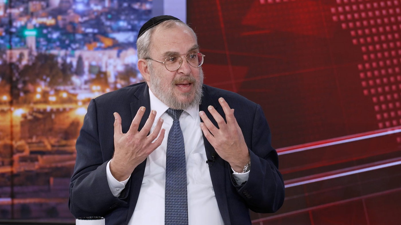 ח"כ יעקב אשר בריאיון באולפן 'כיכר השבת'