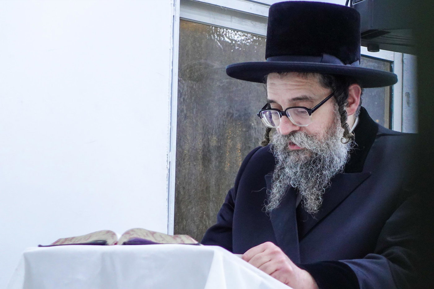 האמו"ר מסקולען ירושלים בשיעור בעמנואל 