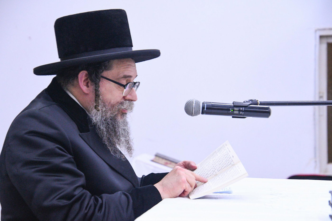 האמו"ר מסקולען ירושלים בשיעור בעמנואל 