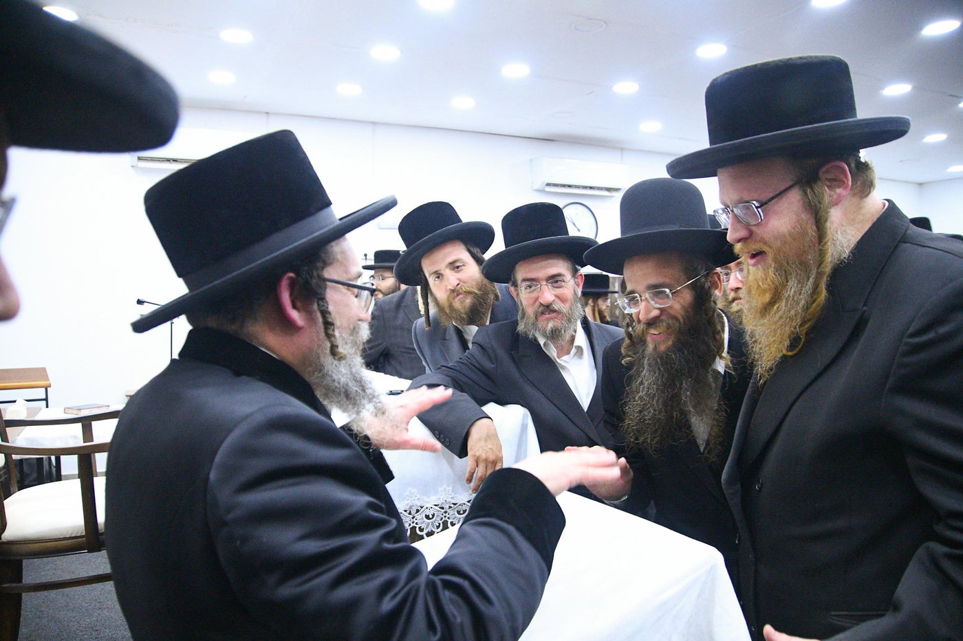 האמו"ר מסקולען ירושלים בשיעור בעמנואל 