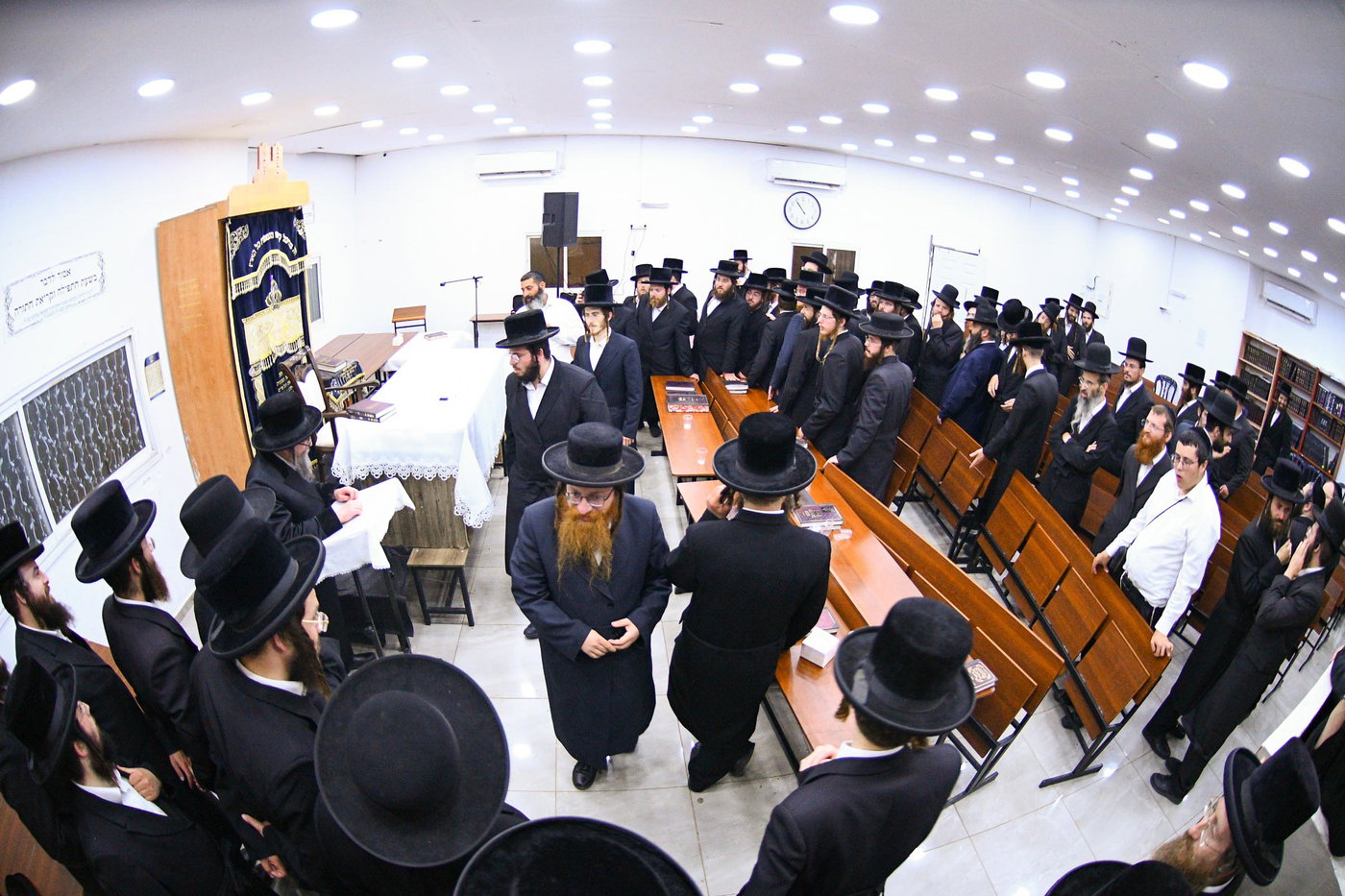 האמו"ר מסקולען ירושלים בשיעור בעמנואל 
