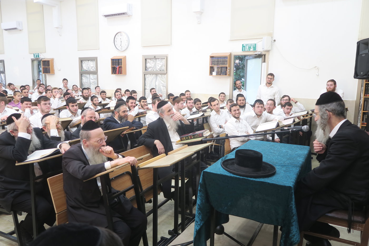 רבי אלימלך בידרמן בישיבת רנה של תורה בכרמיאל