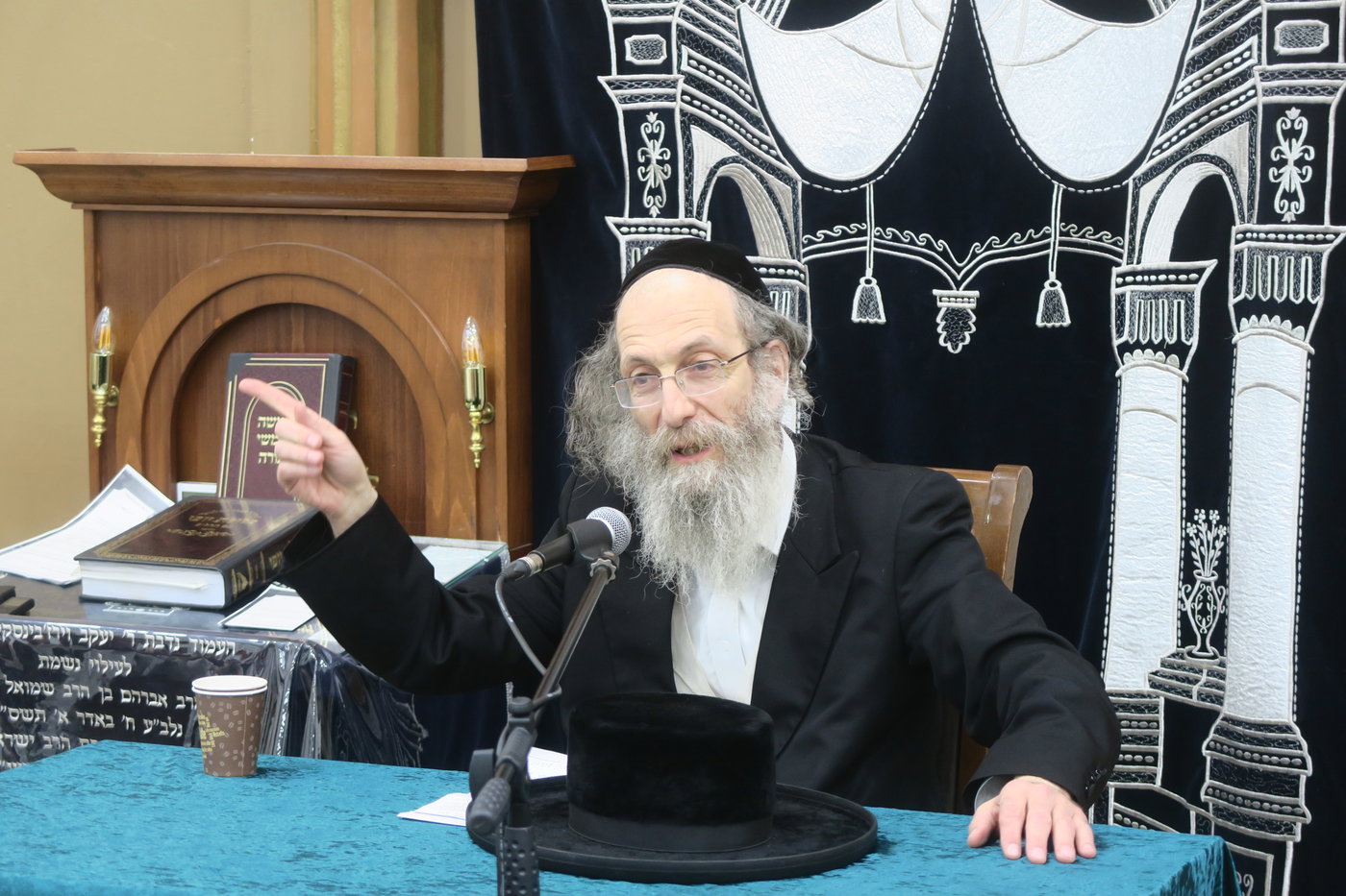 רבי אלימלך בידרמן בישיבת רנה של תורה בכרמיאל