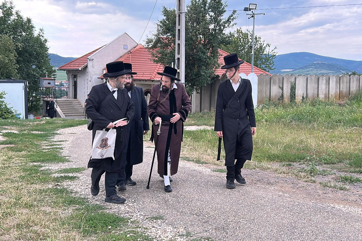 האדמו"ר ממעזבוז במסע תשעת הימים