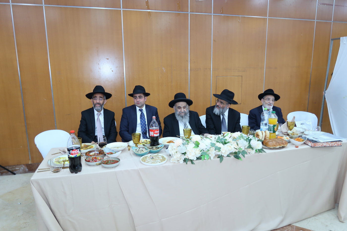 שמחת אירוסי נכד הגר"מ צדקה