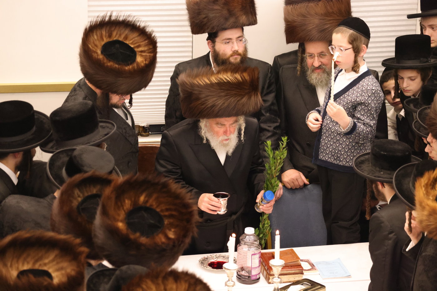 הגה"צ רבי יצחק משה ארלנגר בקריית יואל