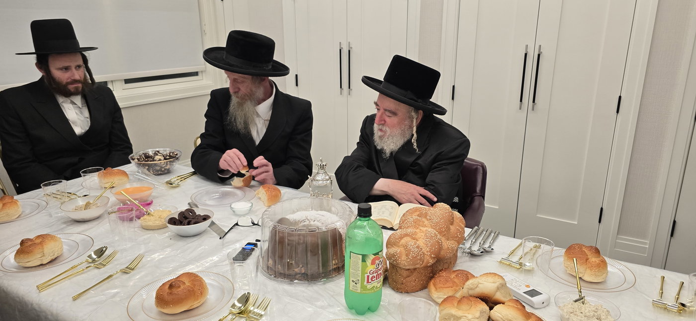 הגה"צ רבי יצחק משה ארלנגר בקריית יואל