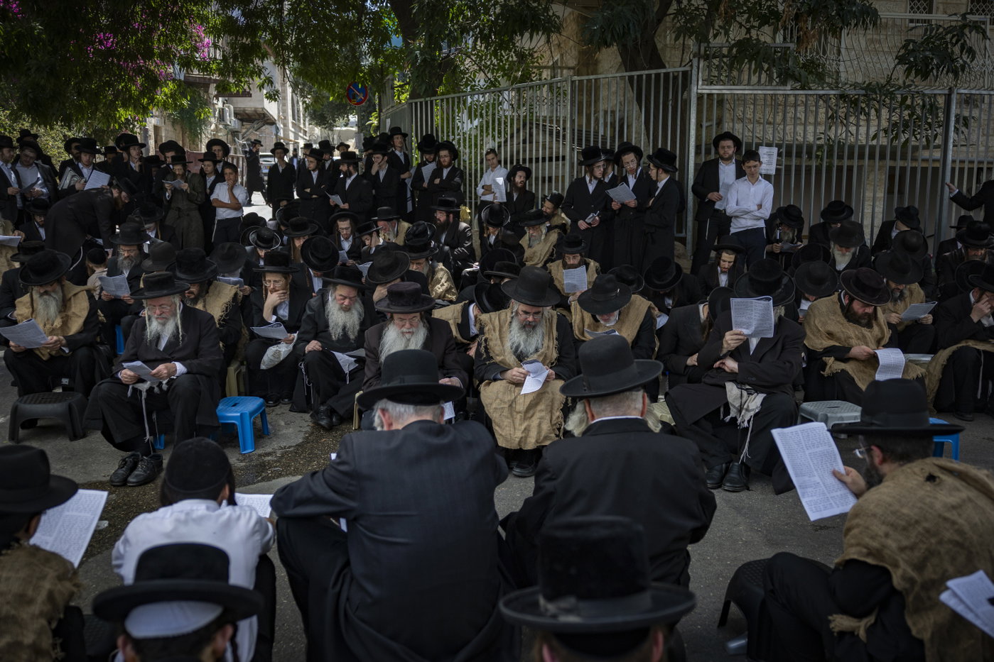 הפגנה בשק ואפר נגד רכבת הקלה בירושלים