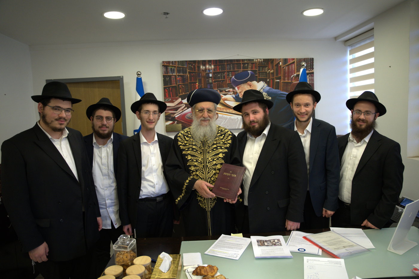 תלמידי תומכי תמימים בבתי גדולי ישראל