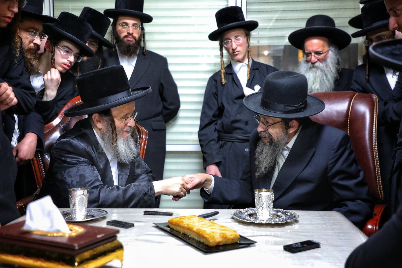 האדמו"ר מתולדות יהודה סטוטשין אצל האדמו"ר מדינוב