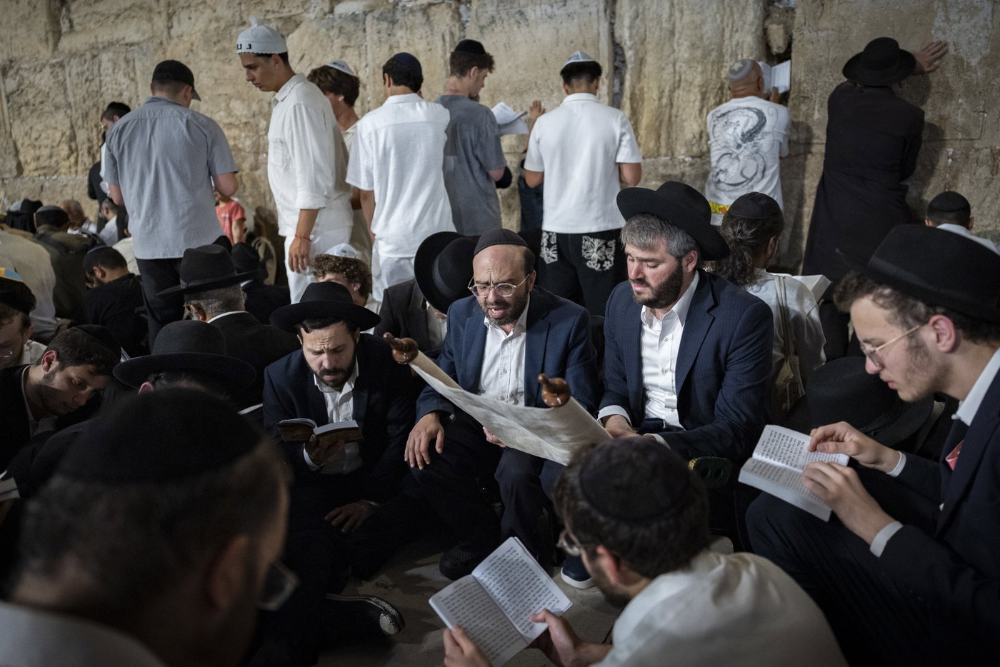 ליל תשעה באב בכותל המערבי