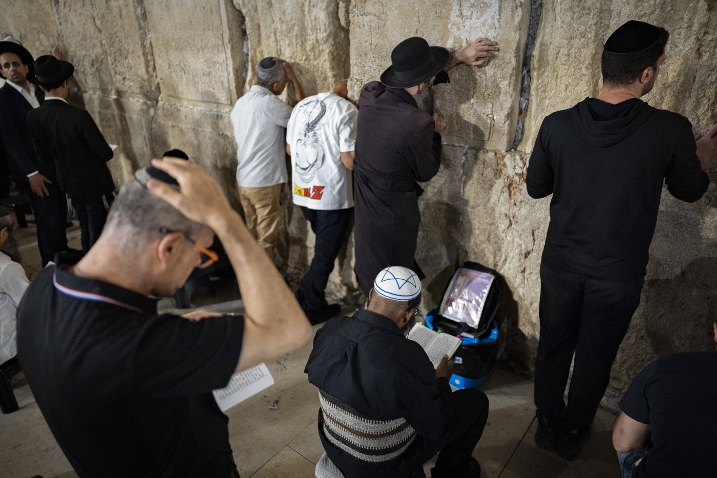 ליל תשעה באב בכותל המערבי