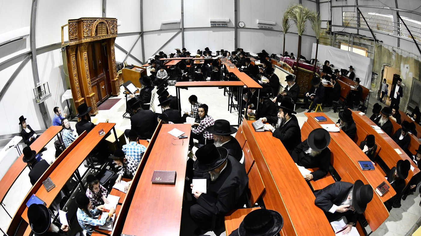 האדמו"ר מזוטשקא בליל תשעה באב