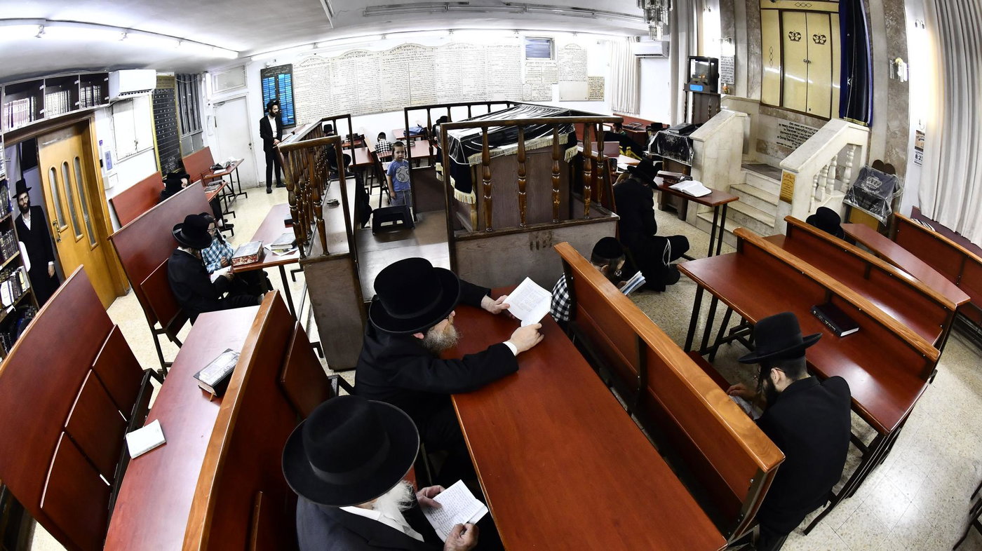 האדמו"ר מספינקא כהנא בליל תשעה באב