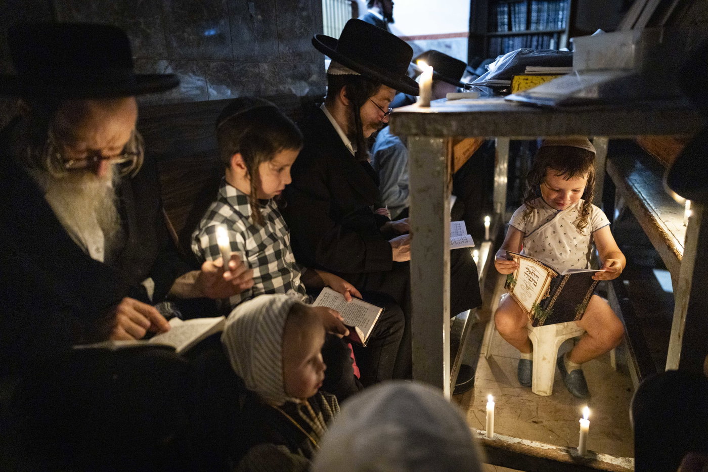 ליל תשעה באב בשכונת 'מאה שערים'