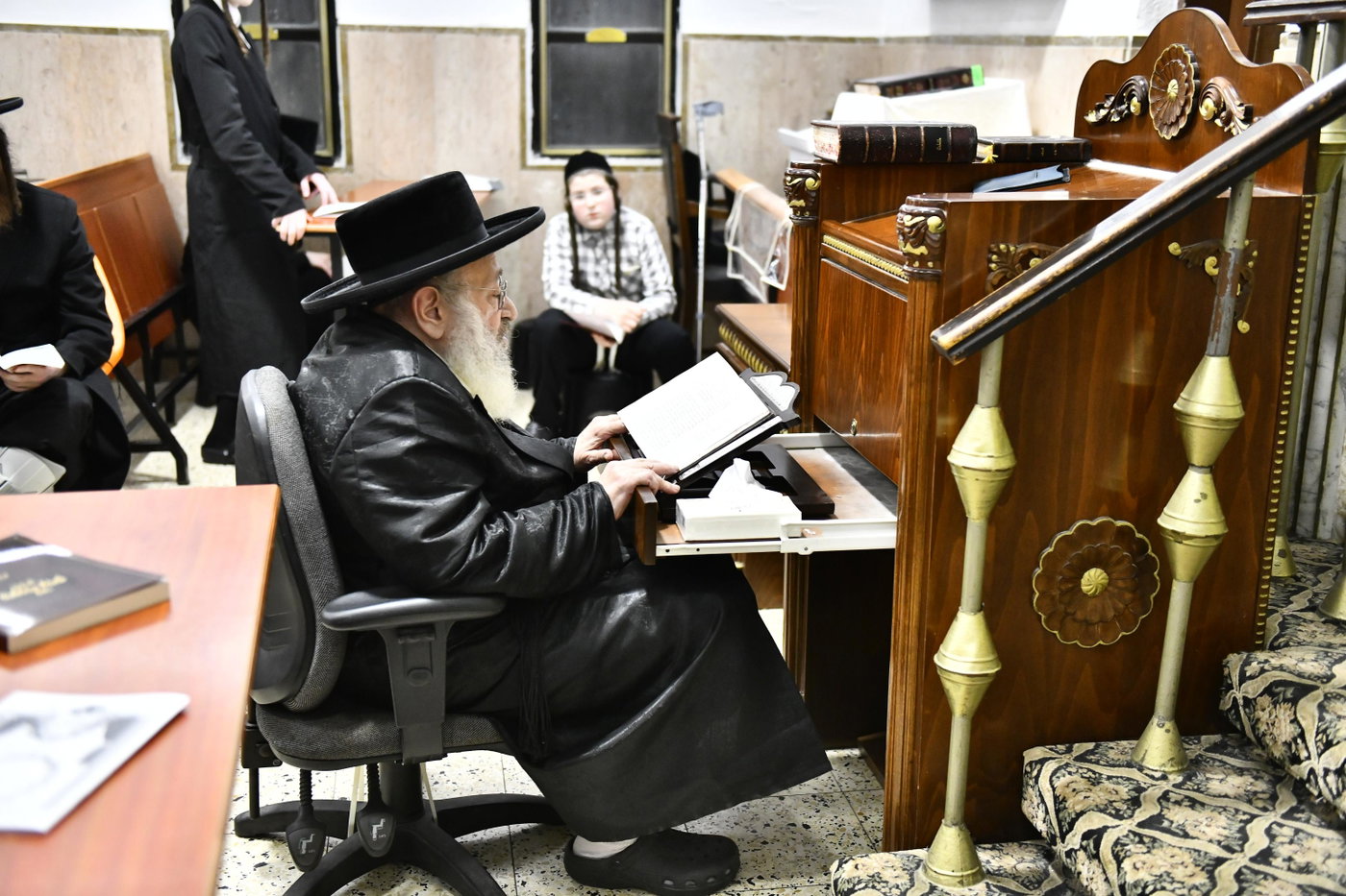 האדמו"ר מדעעש בליל תשעה באב