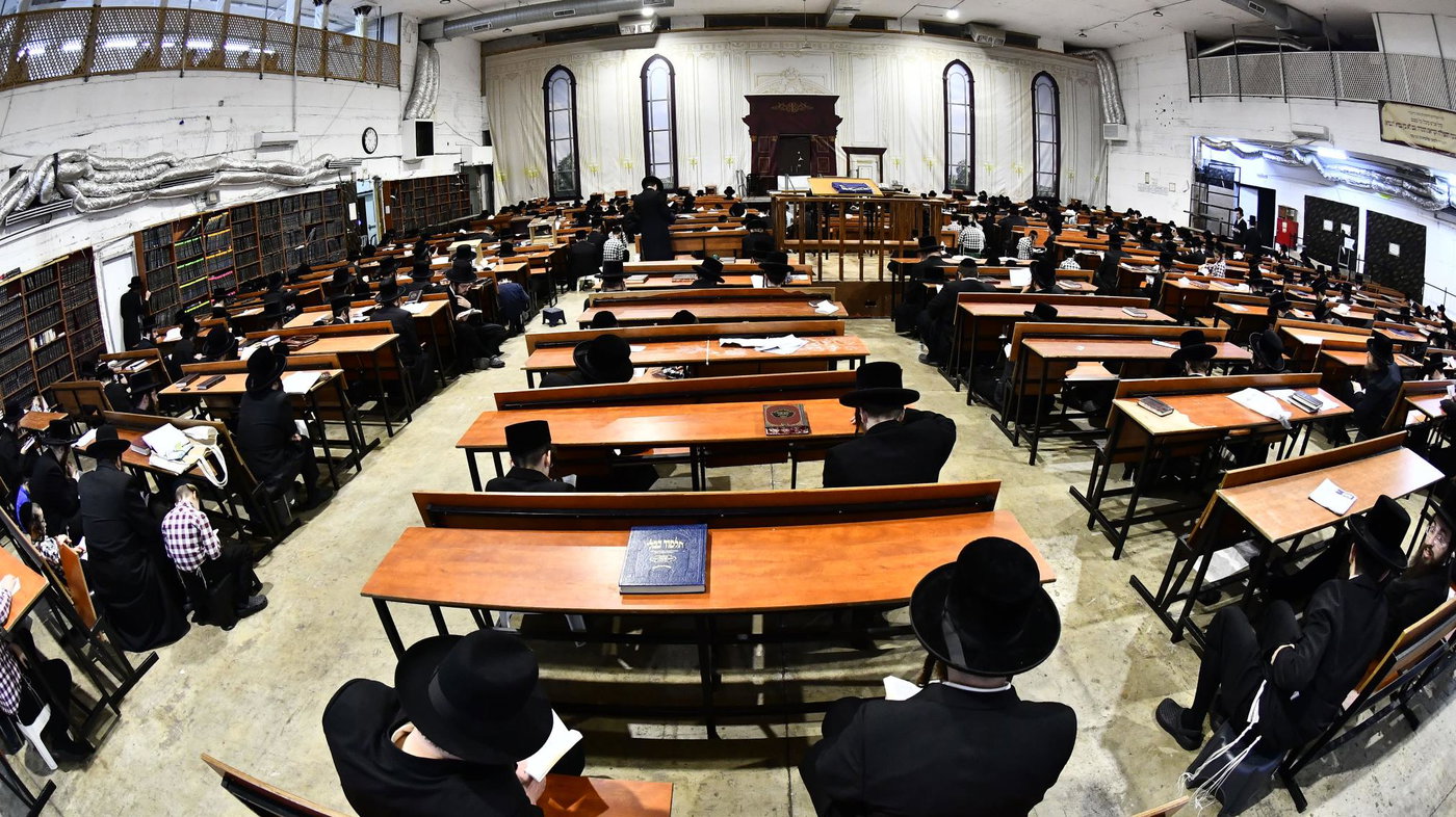אדמו"ר ממחנובקא בעלזא בליל תשעה באב
