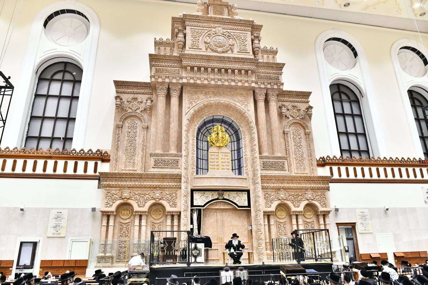 הגה"צ רבי אהרן טוסיג בליל תשעה באב
