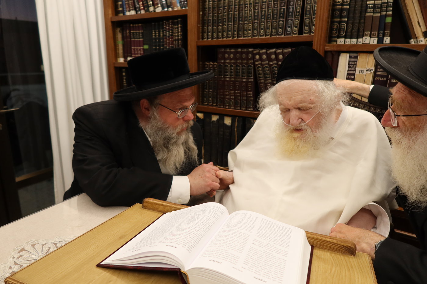מעמד הכתרת ראשי הכוללים אצל הגר"מ שטרנבוך