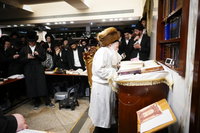 ליל תשעה באב אצל האדמו"ר מתורת חכם 