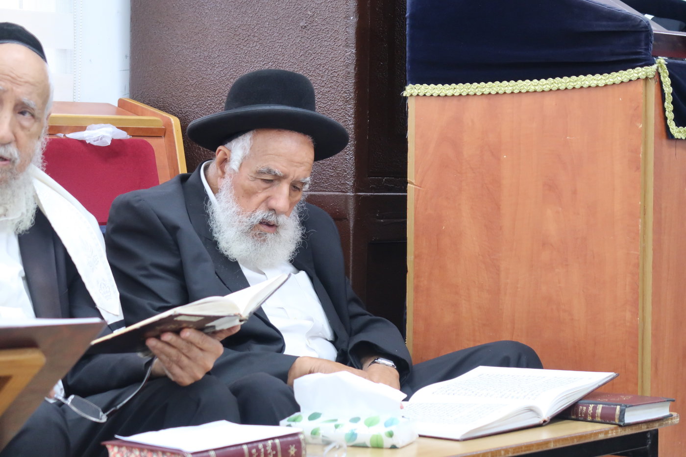 תשעה באב אצל הגר"ש מחפוד
