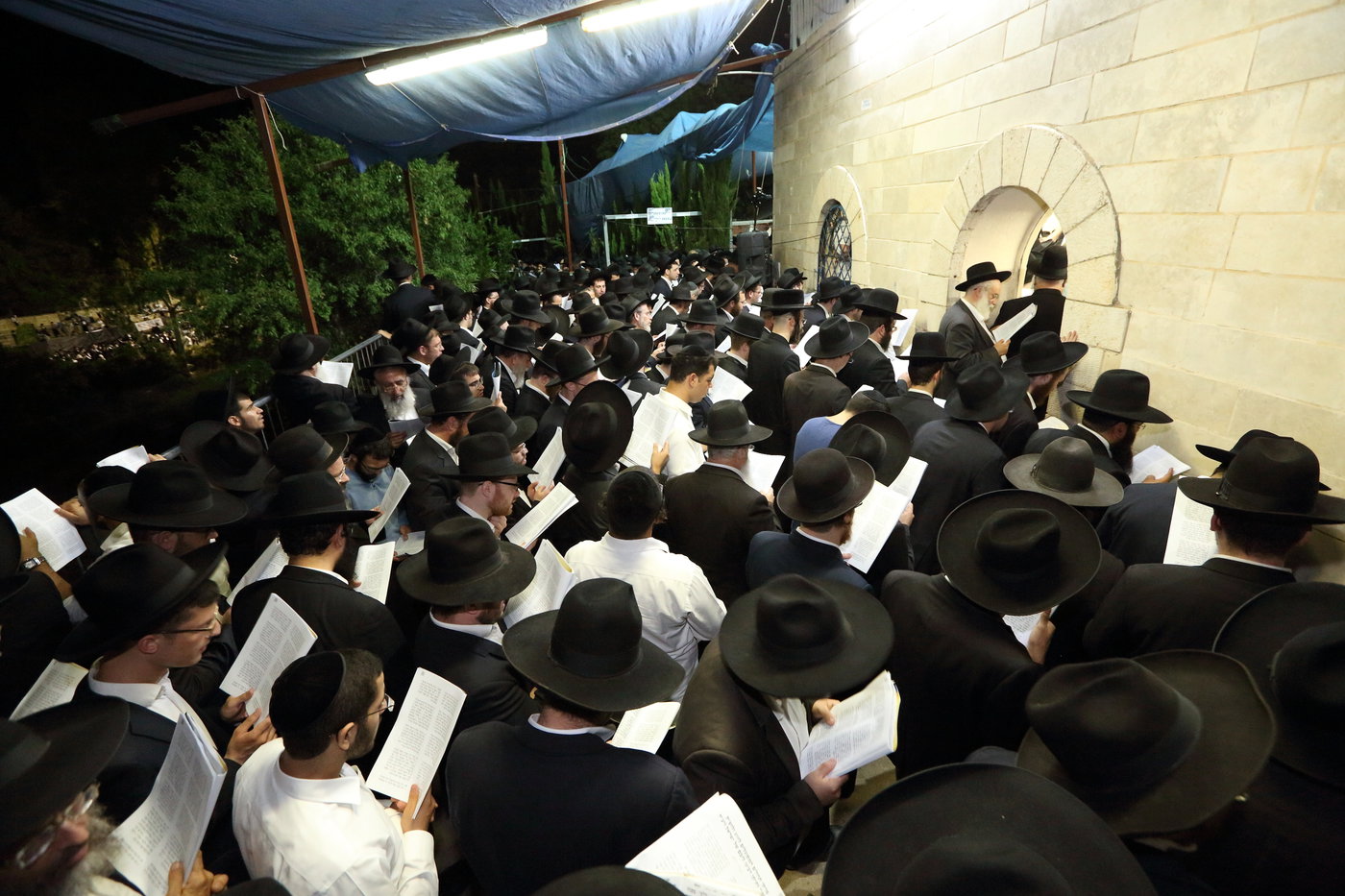 באלפי בתים מספרים סיפור ענק של בשורה והצלה