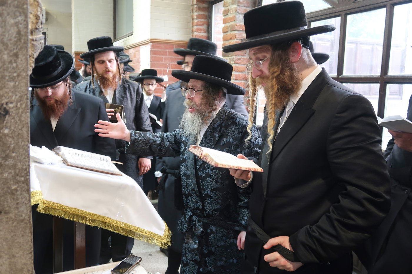 מסע הקודש של האדמו"ר מקרעטשניף סיגעט לאירופה