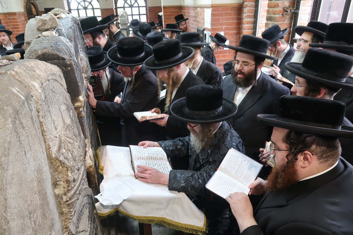 מסע הקודש של האדמו"ר מקרעטשניף סיגעט לאירופה