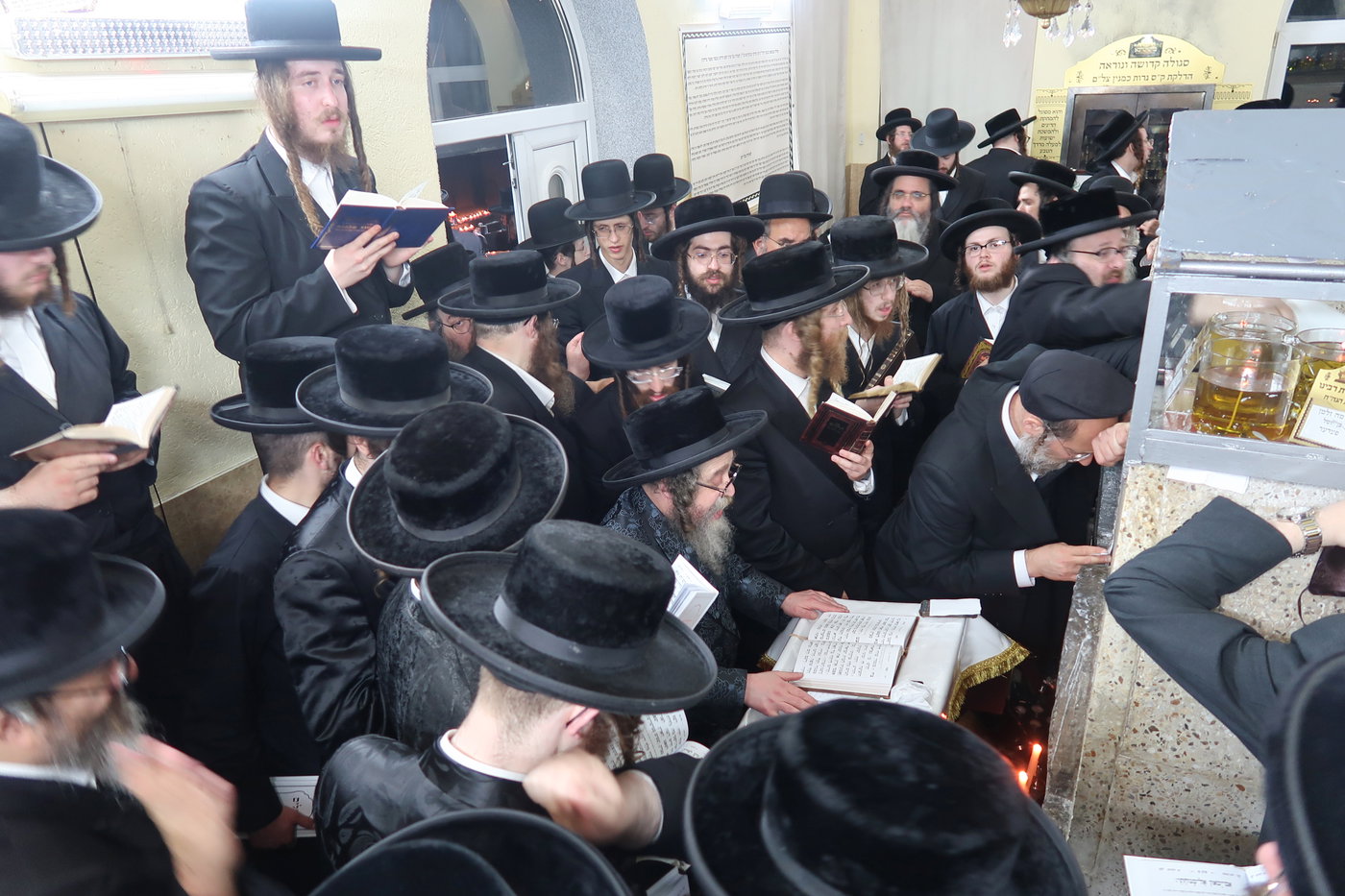 מסע הקודש של האדמו"ר מקרעטשניף סיגעט לאירופה