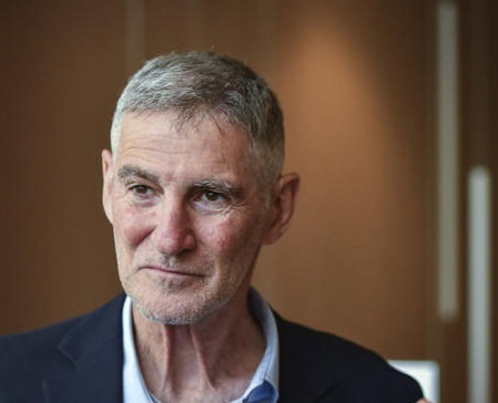 ליברמן במתקפה סוערת: "שישתוק, זו התרומה הכי גדולה" | יאיר גולן: "להפסיק"