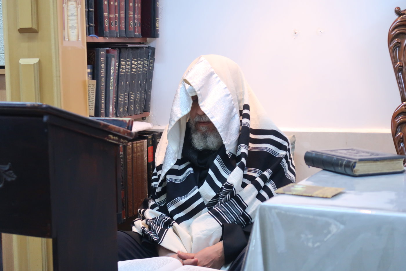 תשעה באב אצל הגר"י רצאבי