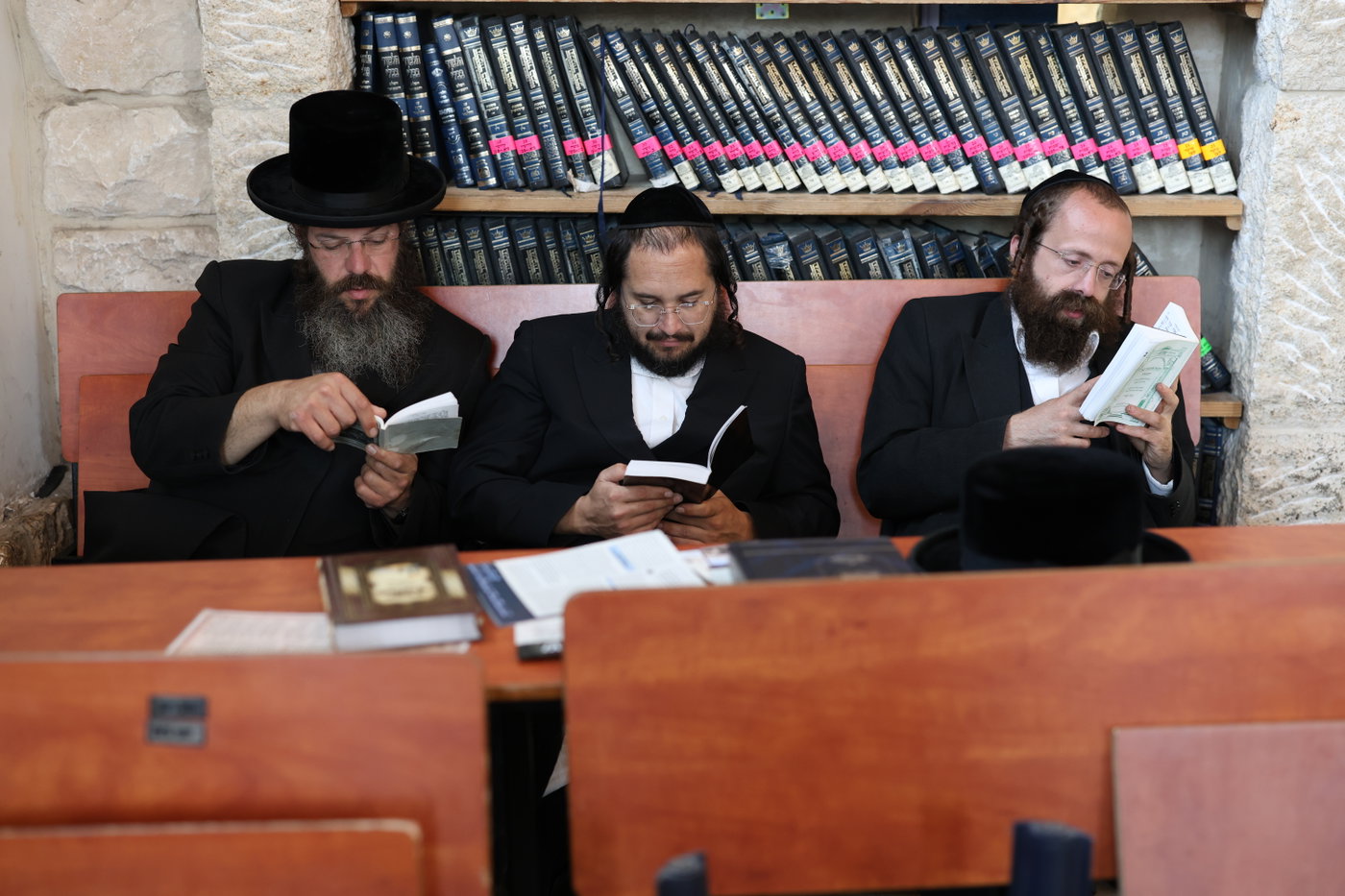 תשעה באב אצל האדמו"ר מלעלוב בצפת