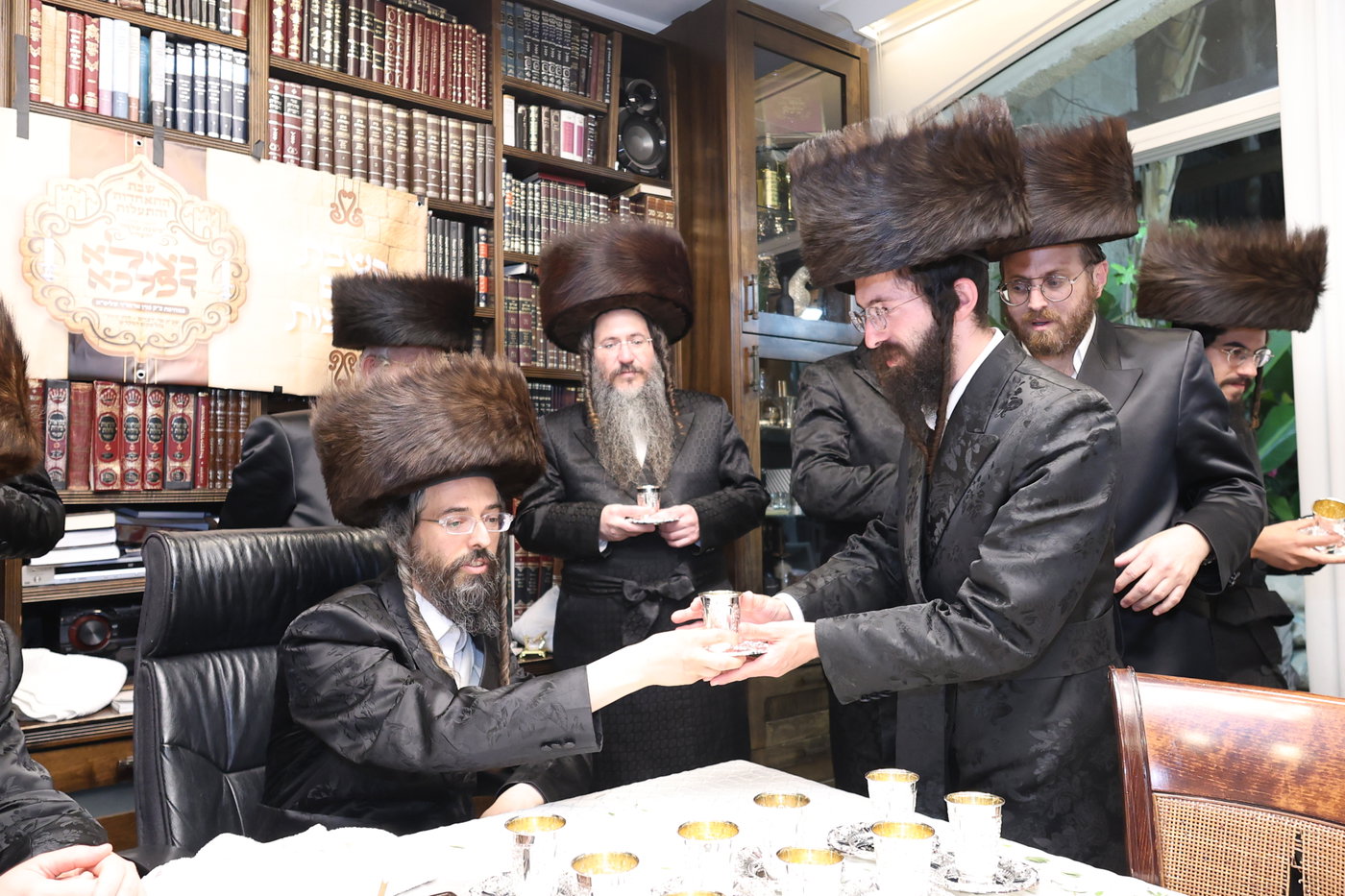 האדמו"ר מזוועהיל בשבת בכותל המערבי