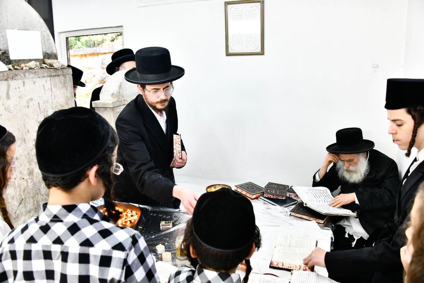 תשעה באב בחצה"ק מאקאווא