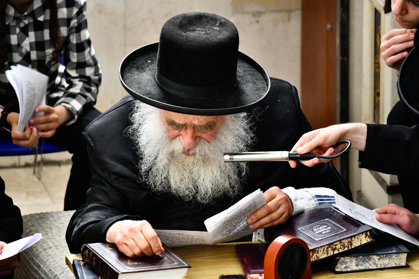 תשעה באב בחצה"ק מאקאווא