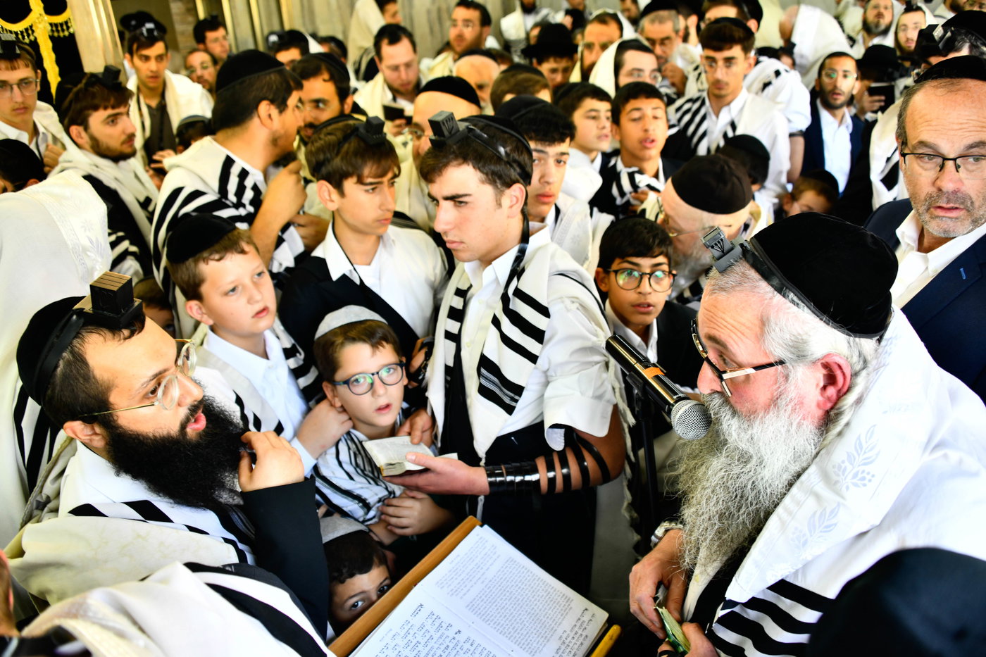 ברכת כהנים השנתית בשכונת הר נוף בירושלים