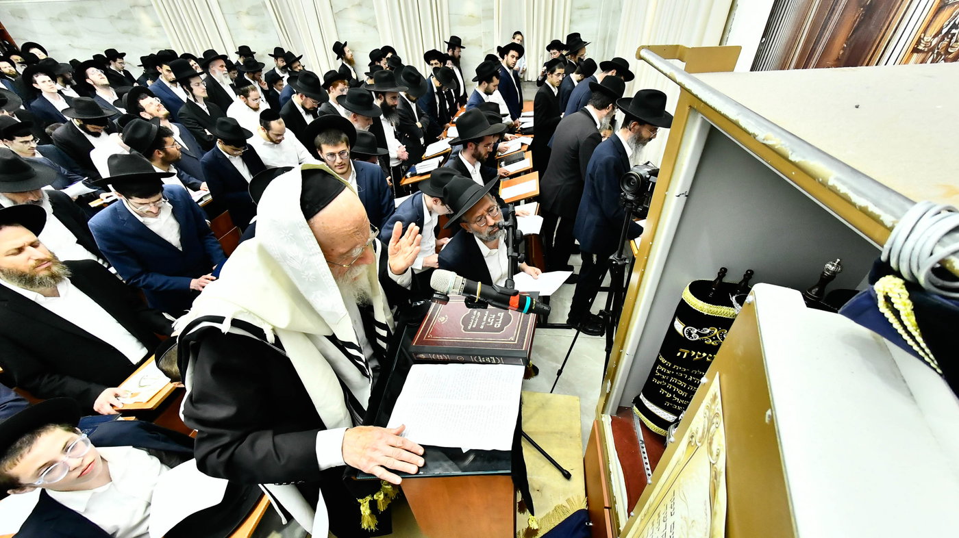 עצרת תפילה בבית השם