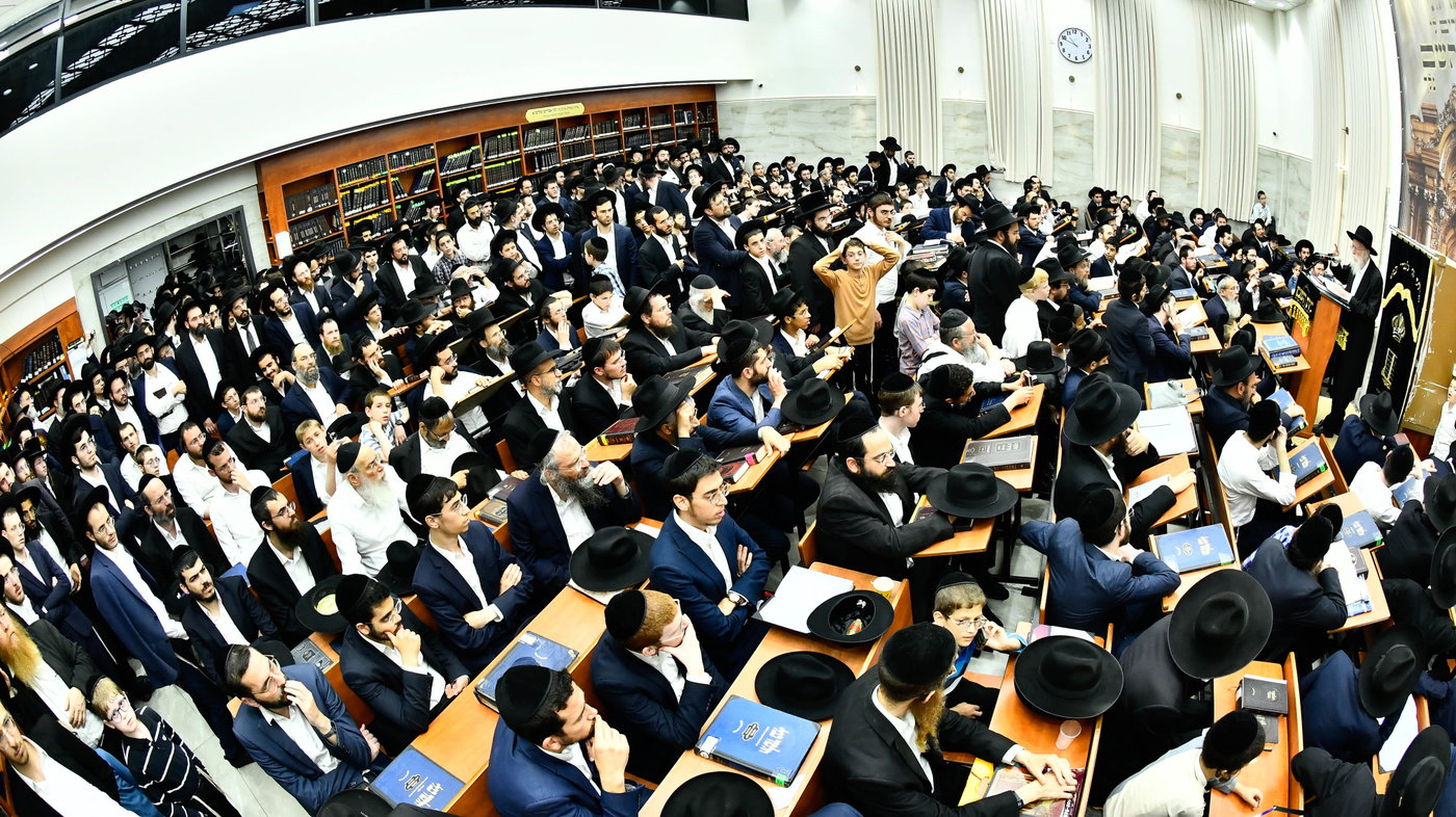 עצרת תפילה בבית השם