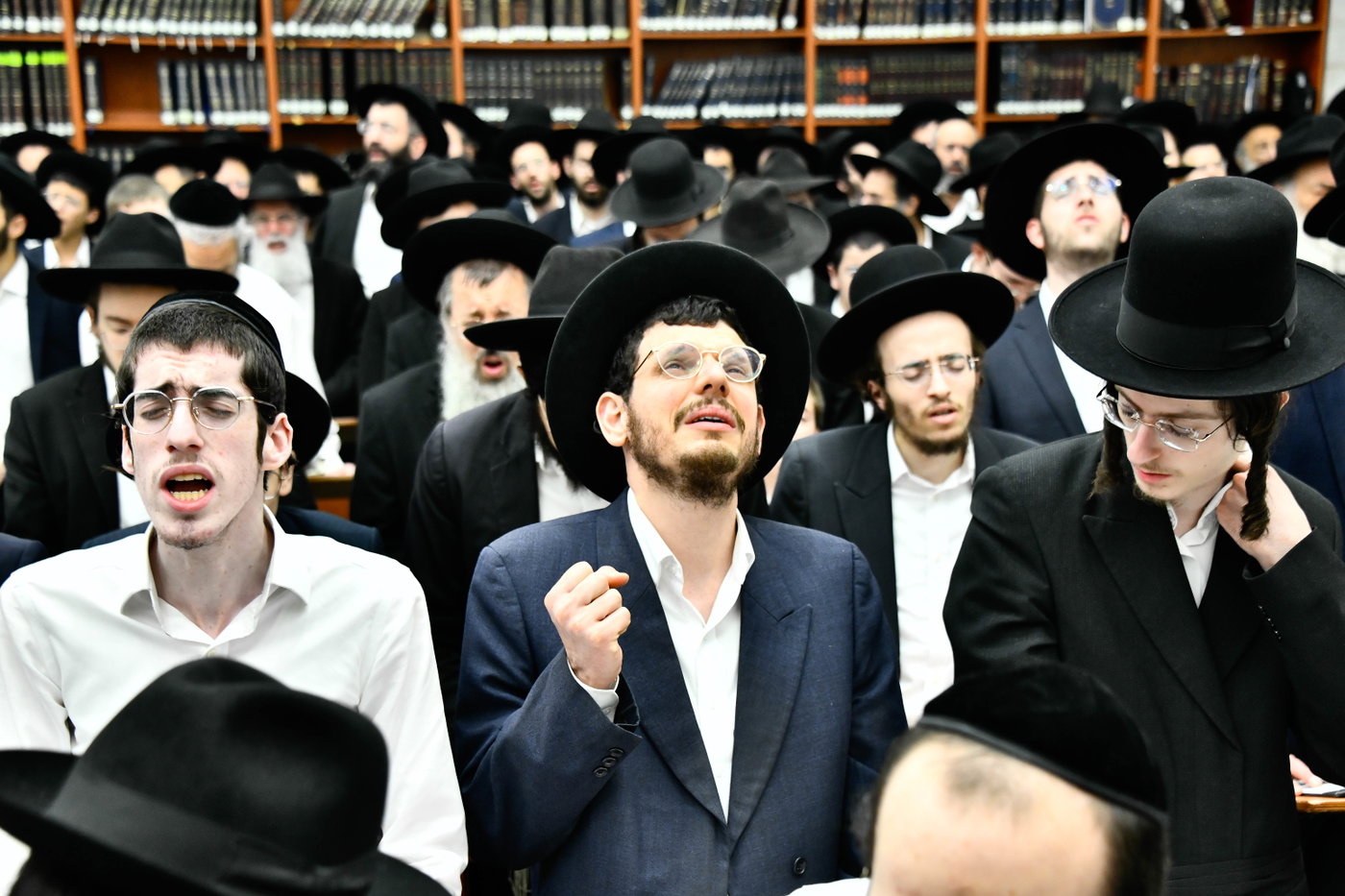 עצרת תפילה בבית השם