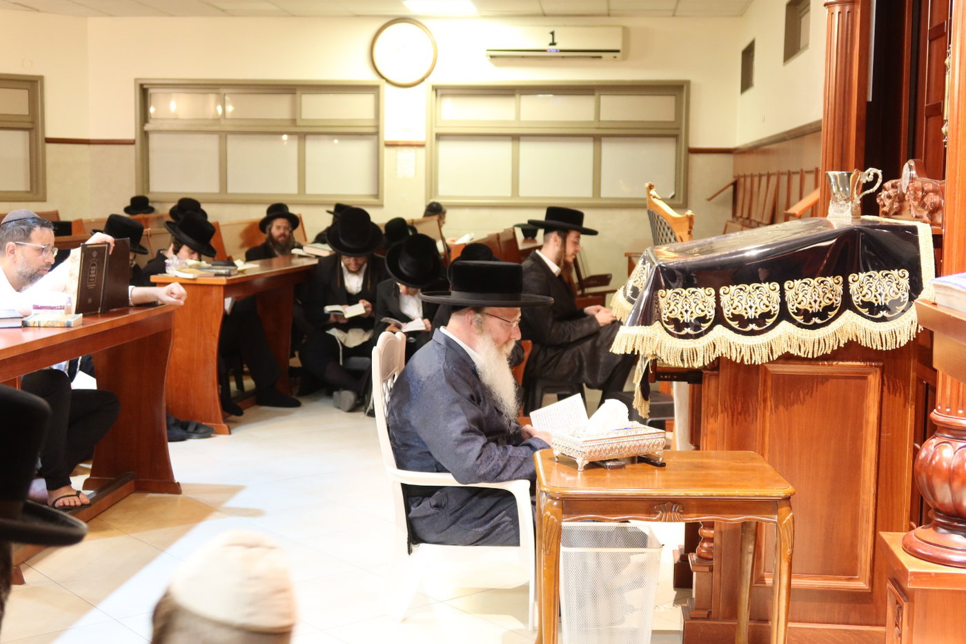 תשעה באב בחצה"ק קרעטשניף קרית גת