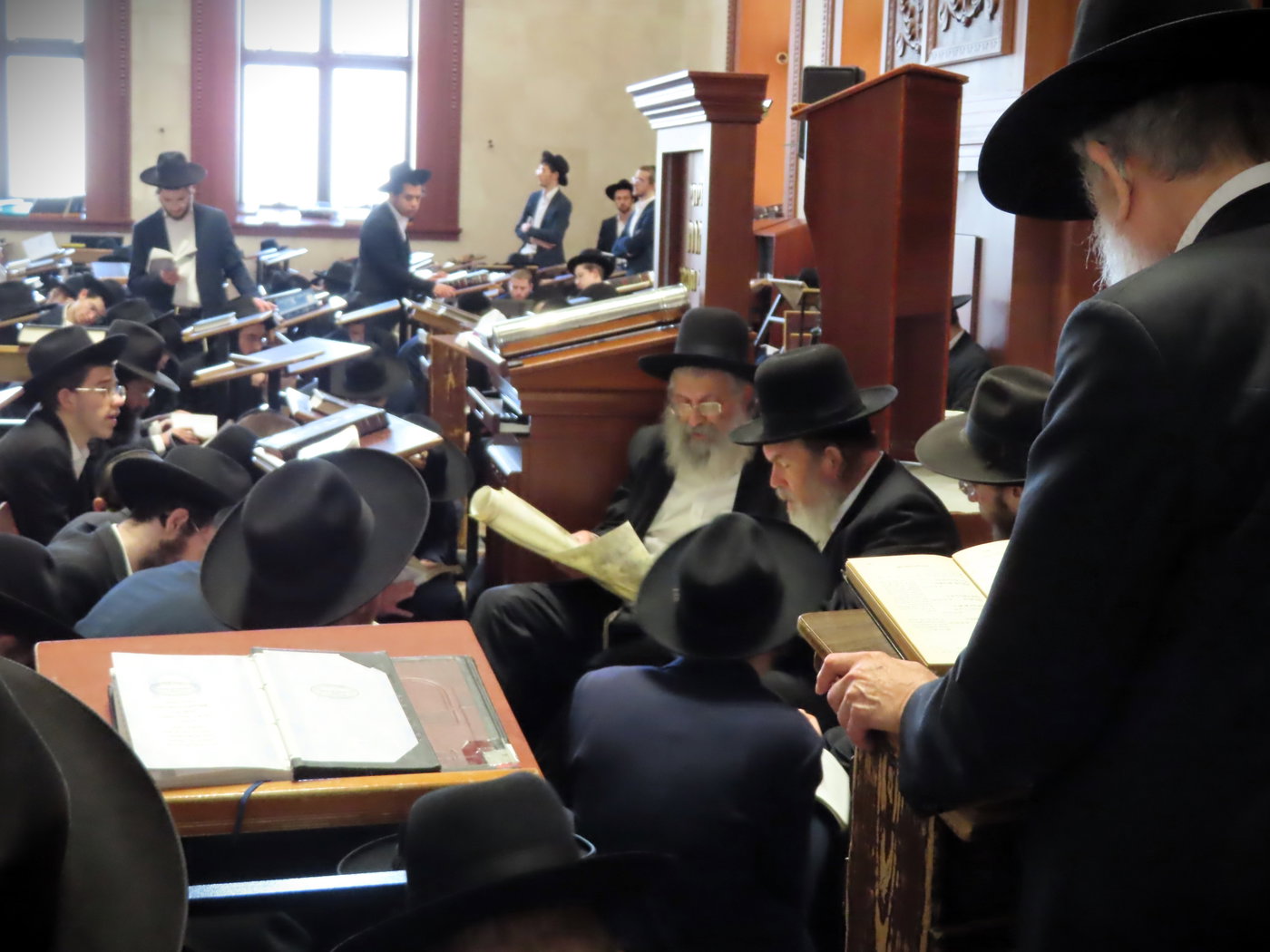 תשעה באב אצל הגר"י אונגרישר