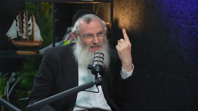 "הייתי בדרך לקפוץ מהגג": הווידוי החשוף של הרב יונתן שוורץ על שידוכים, גירושין וניכור הורי
