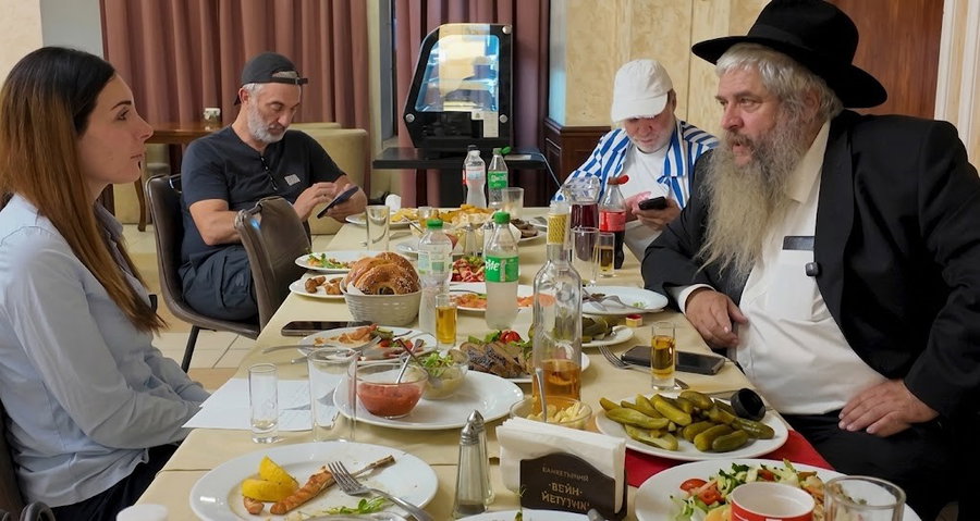 לורה לומר ורבה של אוקראינה