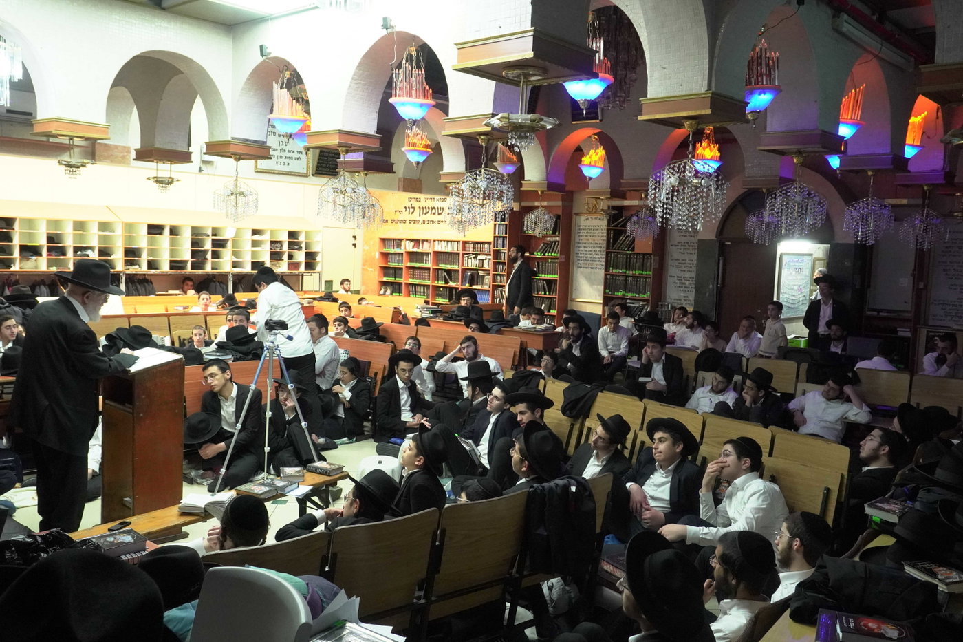 תשעה באב אצל הגר"צ מאזוז