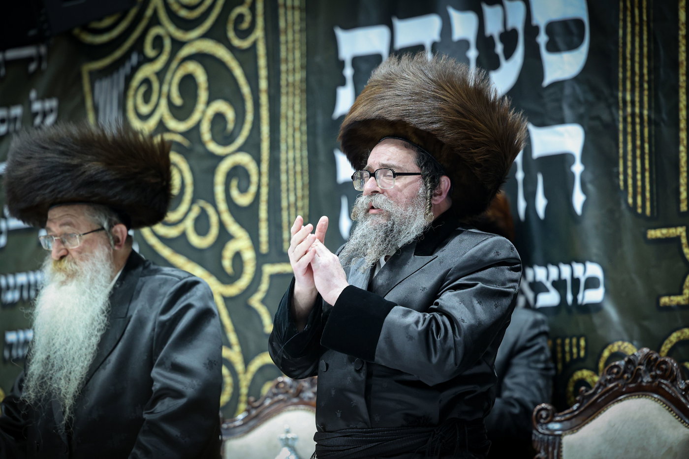 סעודת הודאה מוצ"ש נחמו בחצה"ק סקולען ירושלים