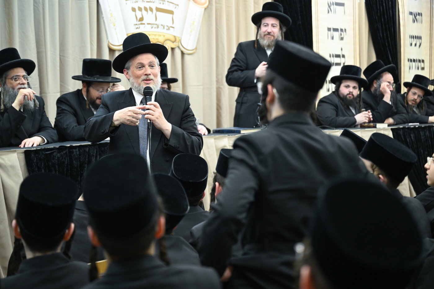 מבחן פומבי בישיבת אמרי חיים