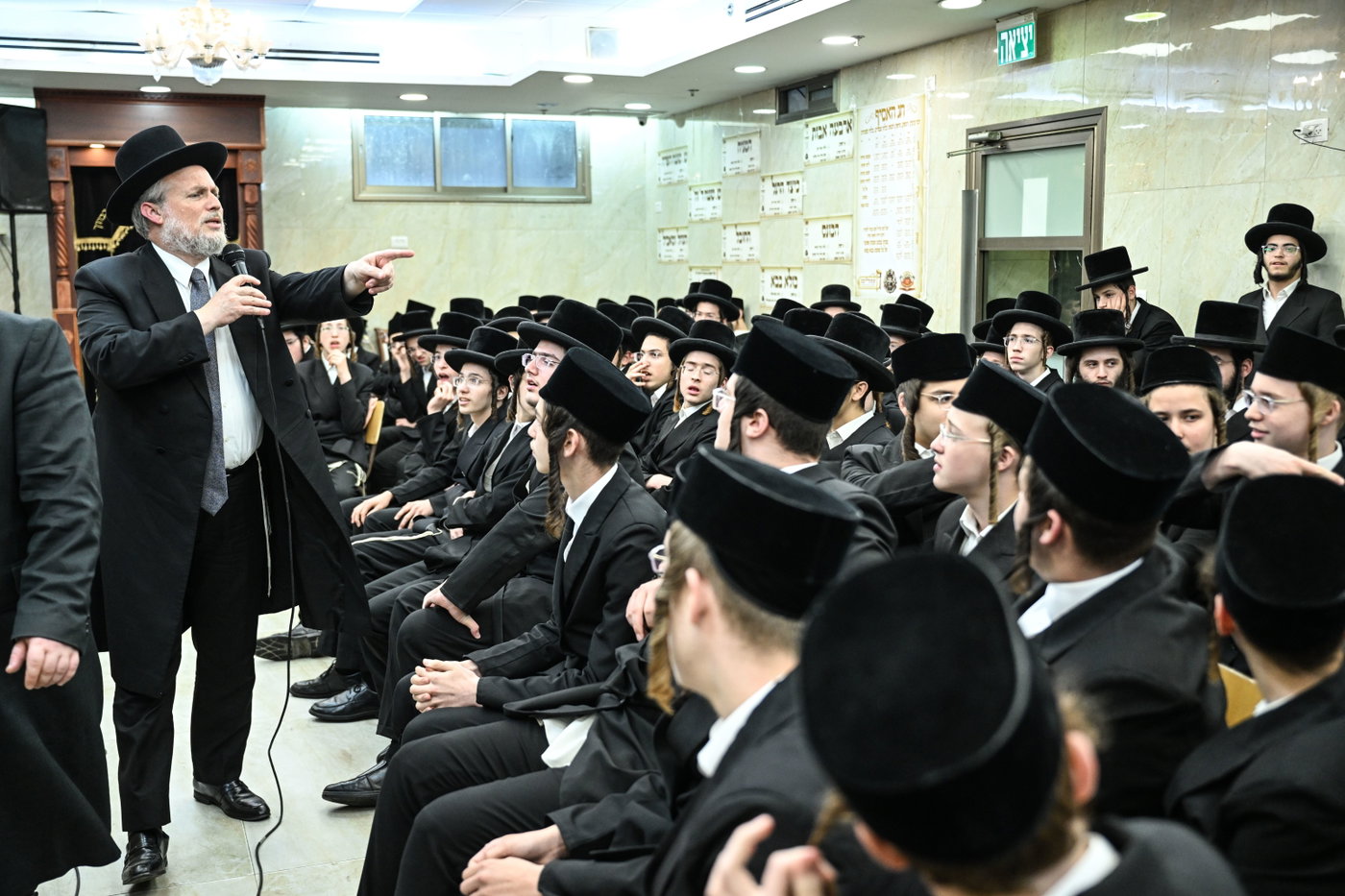 מבחן פומבי בישיבת אמרי חיים