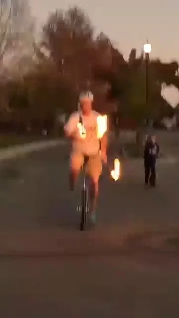 שרף את הגבות בפעלול נועז: ההישג המסוכן שנכנס לגינס