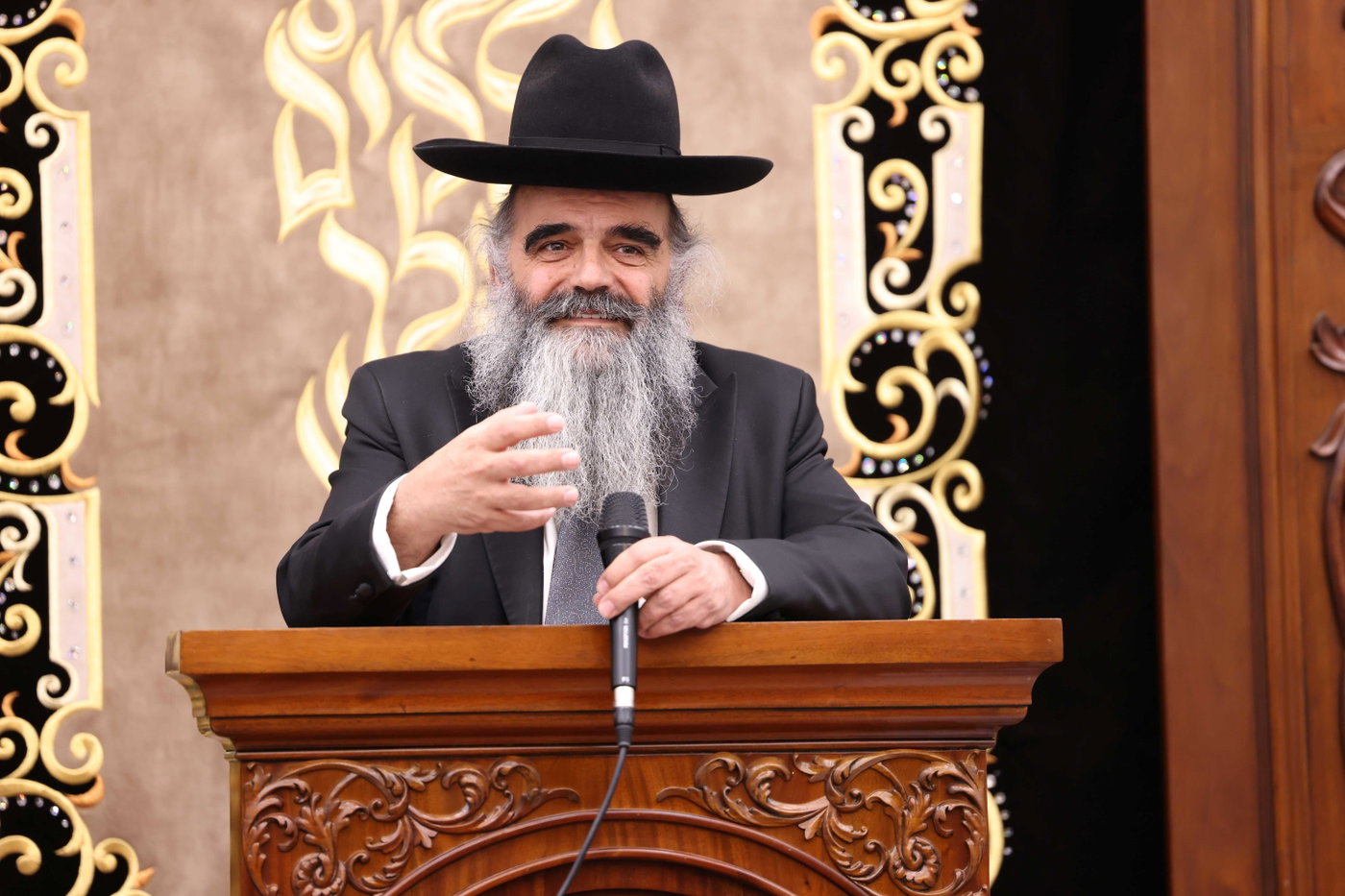 סיום מסכת בישיבת 'נזר התלמוד' בביתר